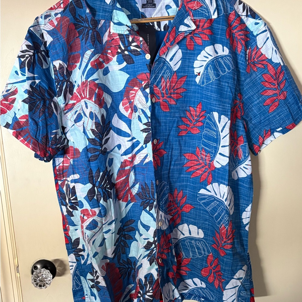 Men's Tommy Hilfiger Blue and Red Floral Short Sleeve Shirt New with Tags XXXL